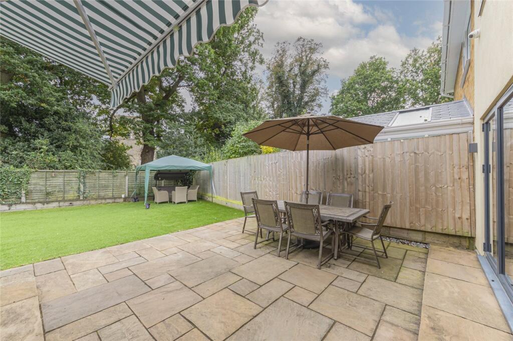 Additional image 20 of Saberton Close, Redbourn, St. Albans, AL3