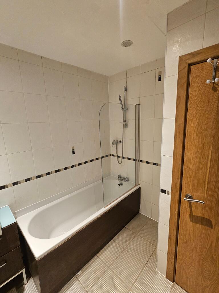 Additional image 10 of Apartment ,  Leeds Road, Bradford