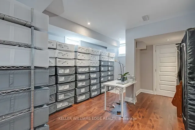 Additional image 40 of 3198 New St