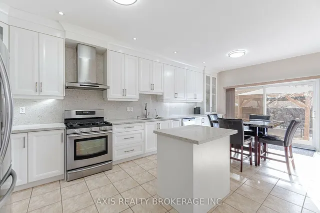 Additional image 15 of 25 Laurentide Cres