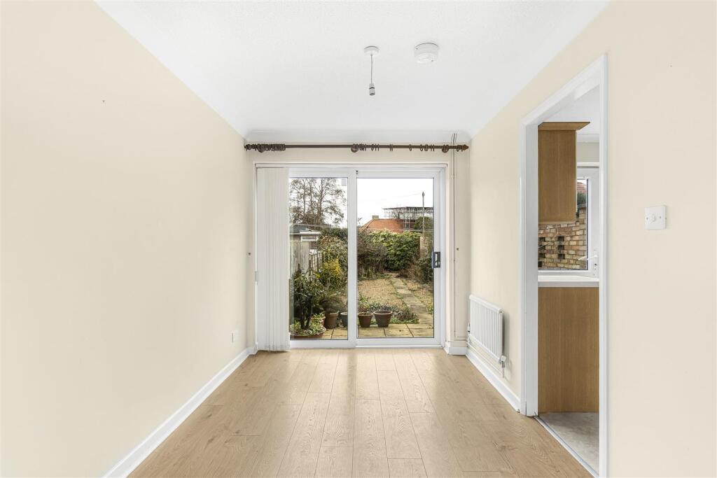 Additional image 17 of Enniskillen Road, Cambridge