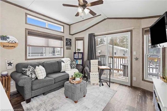 Additional image 2 of 4449 Milburough Line Unit 10 Oak St.