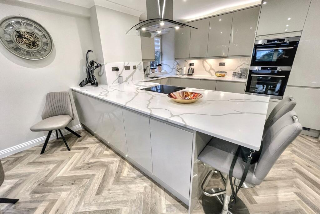 Additional image 16 of East Cliff