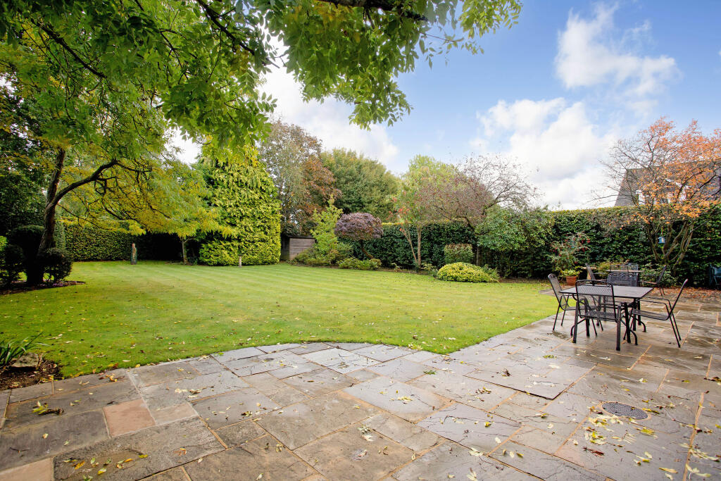 Additional image 8 of The Chowns, Harpenden, AL5