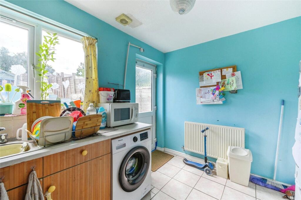 Additional image 7 of Maple Rise, Tamworth, Staffordshire, B77