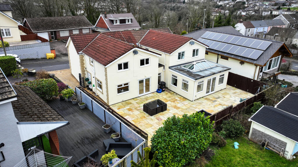 Additional image 39 of Orchard House, Pentwyn Road, Treharris, CF46 5BT