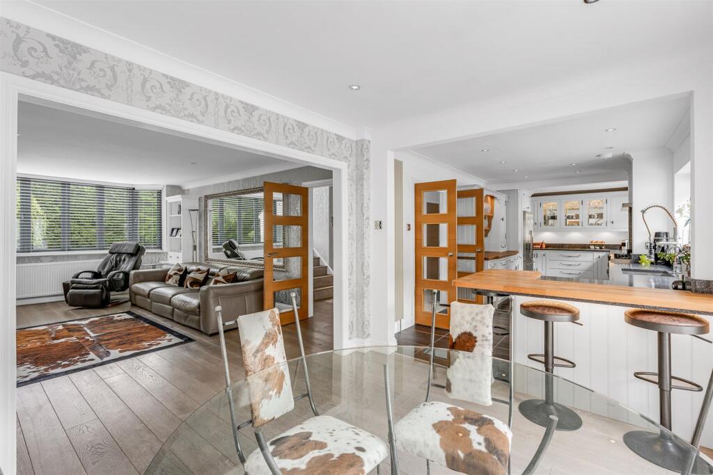 Additional image 4 of Harmer Green Lane, Welwyn