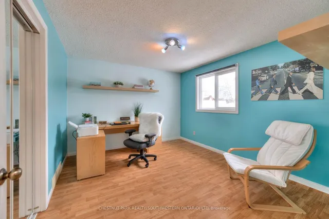 Additional image 27 of 105 Sabrina Cres