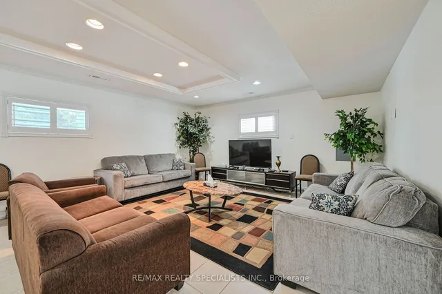 Additional image 38 of 6 Leone Lane