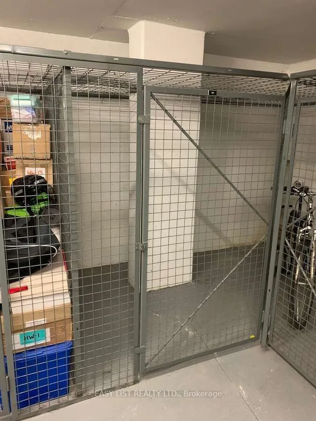 Additional image 11 of 25 Earlington Ave Unit 309