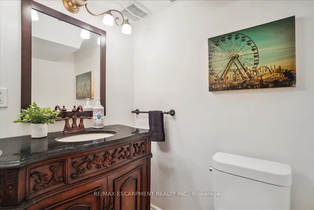 Additional image 26 of 2403 Emerson Dr