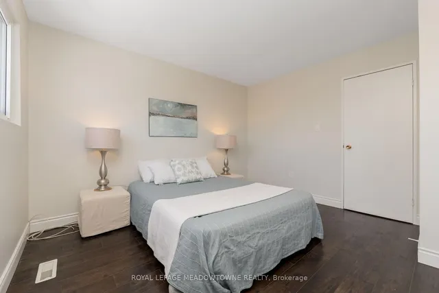 Additional image 29 of 46 Tara Park Cres Unit 46