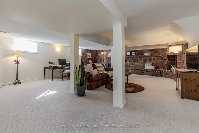 Additional image 30 of 154 Hendrie Ave