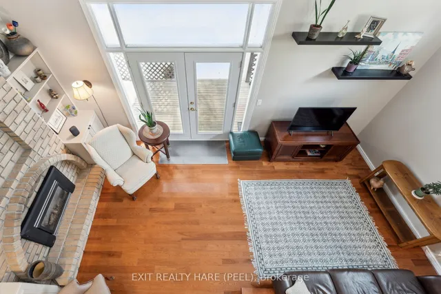 Additional image 27 of 121 Royal Palm Dr