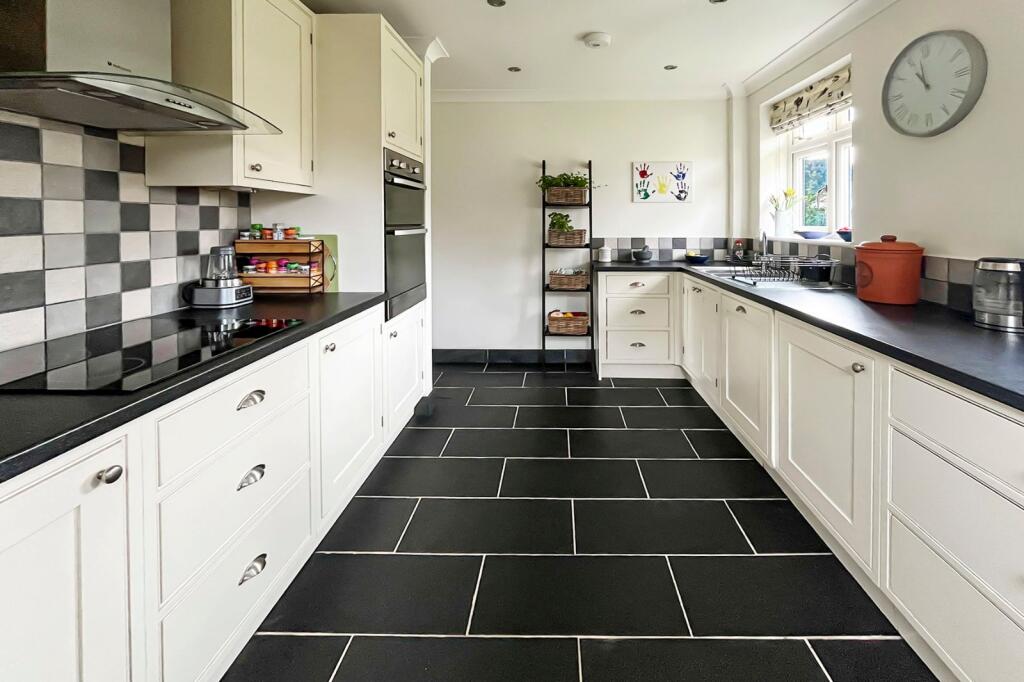 Additional image 7 of Sea Lane Gardens, Ferring, Worthing, West Sussex