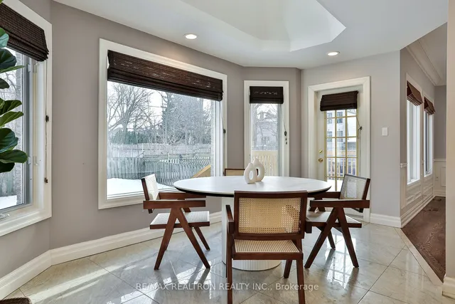 Additional image 22 of 243 Dunview Ave