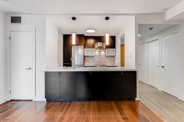 Additional image 8 of 99 Harbour Sq Unit 706