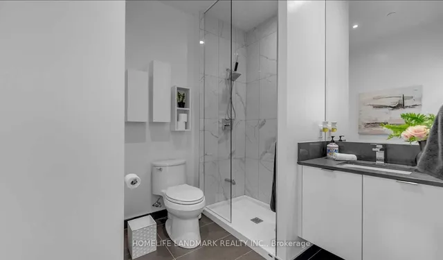 Additional image 19 of 195 Redpath Ave Unit Ph04