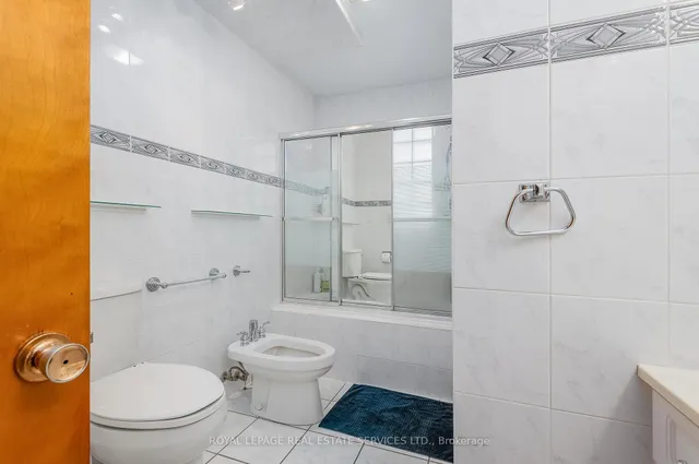 Additional image 22 of 80 Glenden Ave