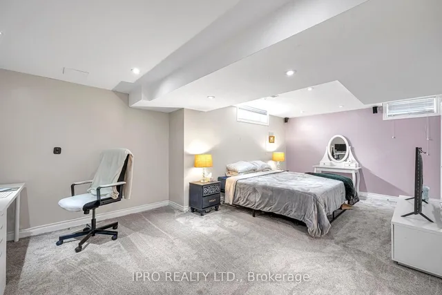 Additional image 24 of 280 Alexander Cres