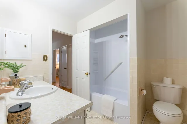 Additional image 22 of 10 Griselda Cres