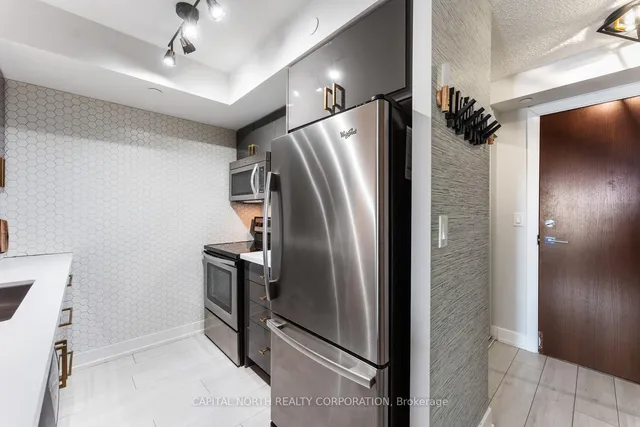 Additional image 13 of 6 Eva Rd Unit 705