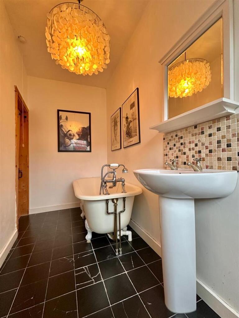 Additional image 30 of The Square, Axbridge