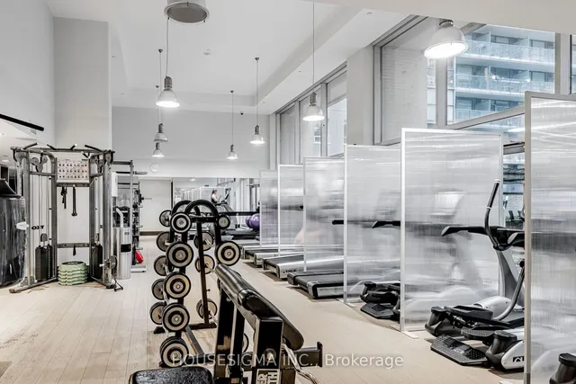 Additional image 29 of 438 King St Unit 512