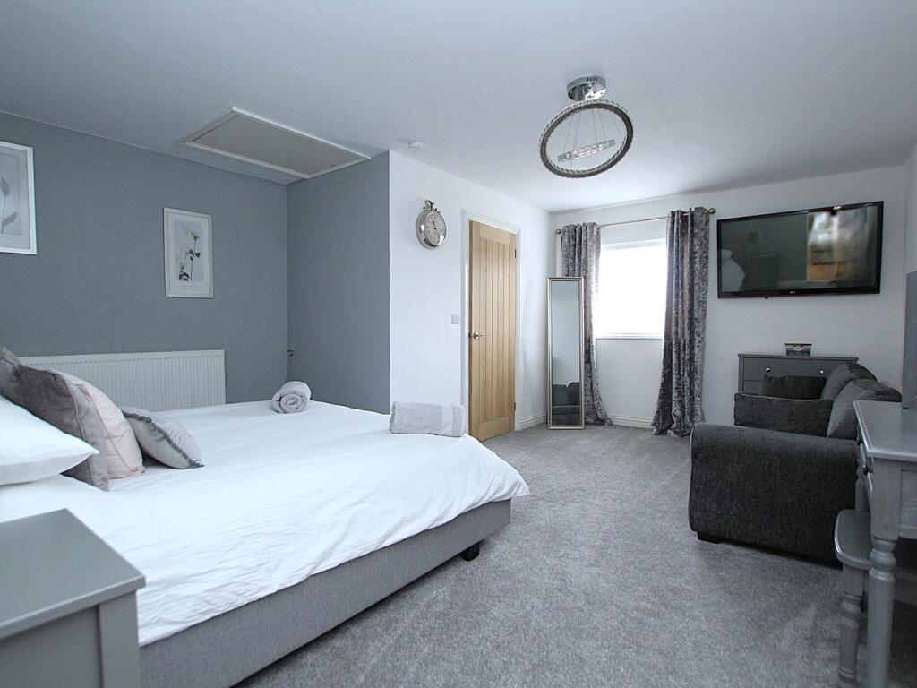 Additional image 5 of Pergin Crescent, Poole, BH17