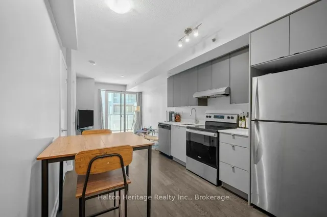 Additional image 20 of 3200 Dakota Common Clse Unit B602