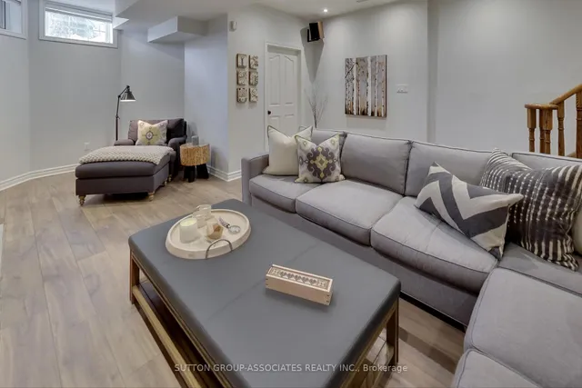 Additional image 33 of 57 Helena Ave