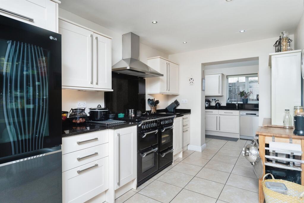 Additional image 8 of Vernon Close, Saughall, Chester