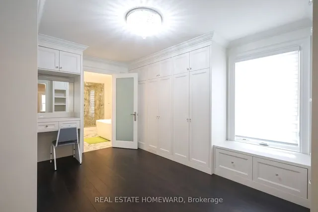 Additional image 23 of 335 Hidden Tr