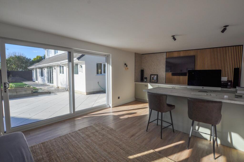 Additional image 18 of Victoria Road, Ferndown, BH22