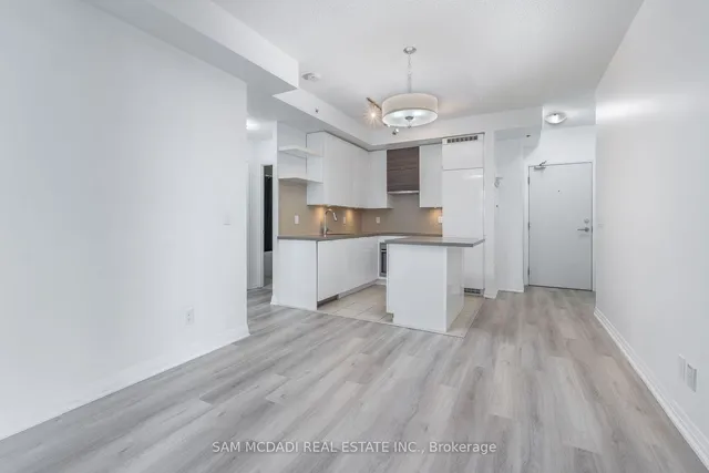 Additional image 11 of 59 Annie Craig Dr Unit 306