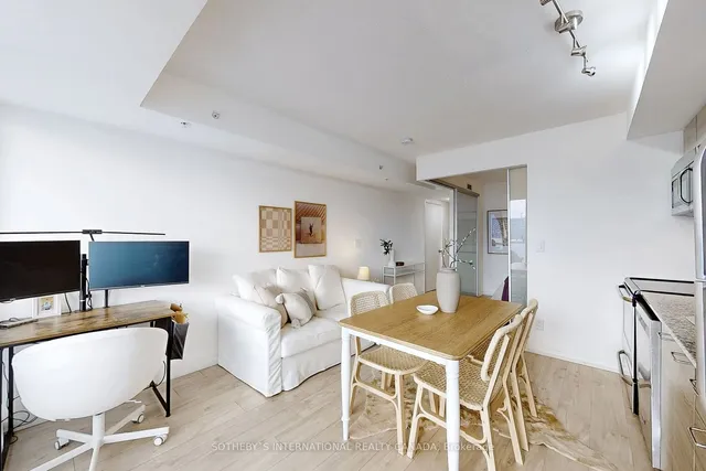 Additional image 10 of 20 Joe Shuster Way Unit 415