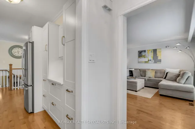 Additional image 2 of 63 Lockton Cres