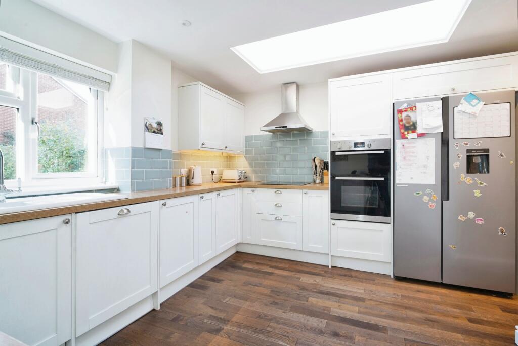 Additional image 7 of Foxland Close, Solihull, B90