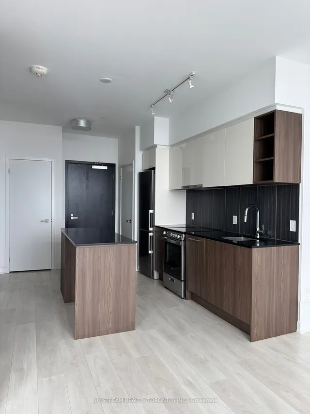 Additional image 10 of 31 Tippett Rd Unit 1612