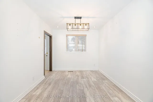 Additional image 6 of 7 Foxwarren Dr