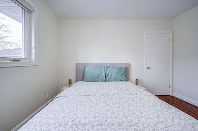 Additional image 23 of 5469 Randolph Cres