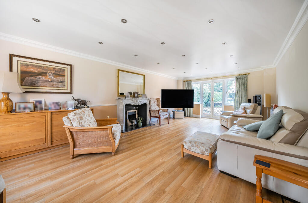 Additional image 6 of Cookham Dene Close, Chislehurst, Kent, BR7