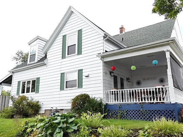 176 Cottage St, Pictou, NS B0K 1H0