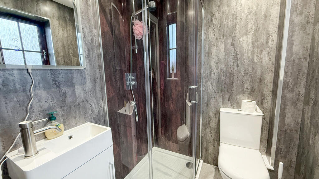 Additional image 10 of Azalea Drive, Warminster