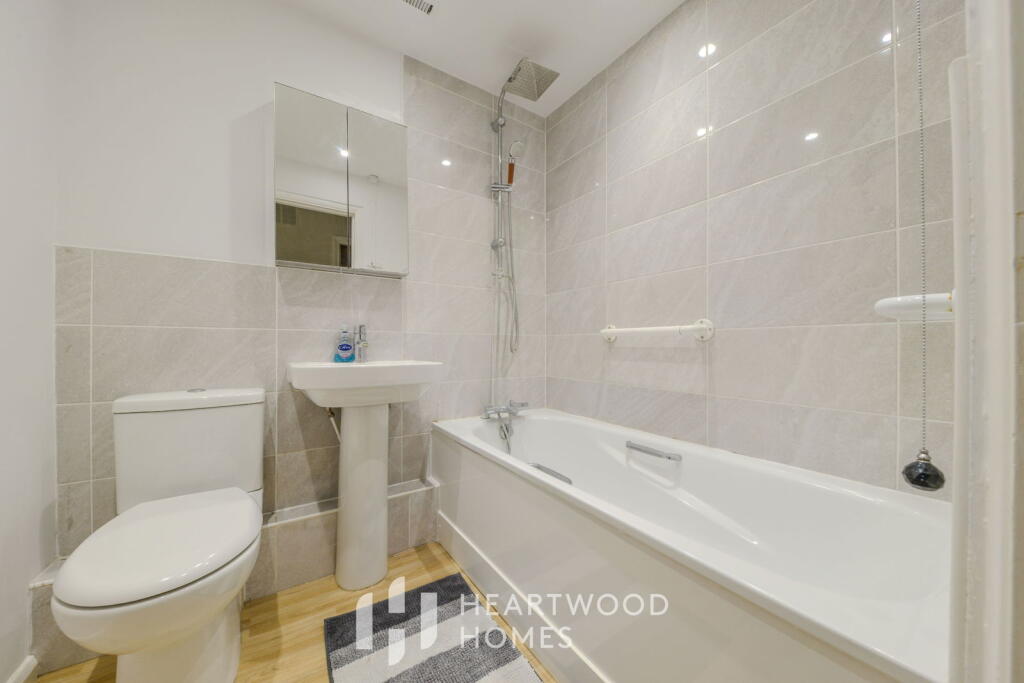 Additional image 11 of Beverley Gardens, St Albans AL4 9BJ