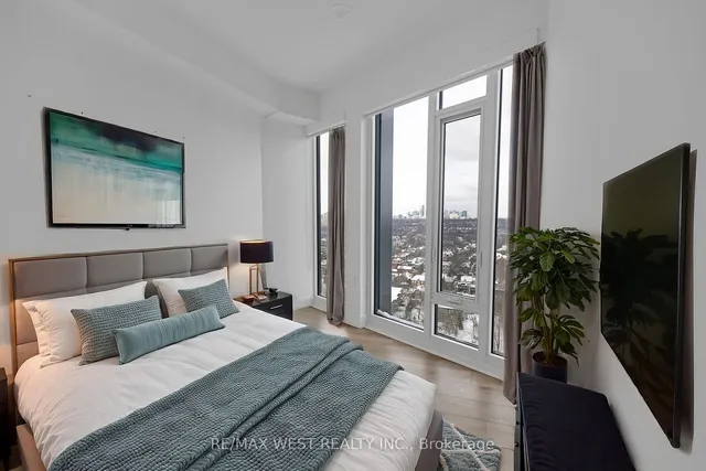Additional image 40 of 575 Bloor St Unit 2102