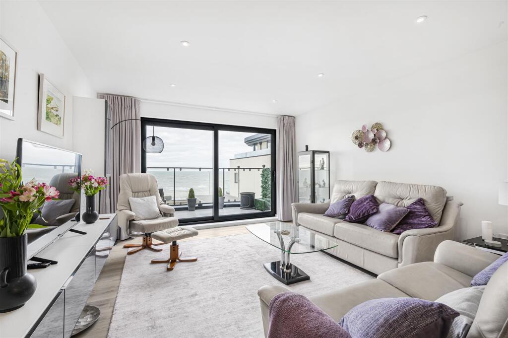 Additional image 2 of Waters Edge, Claremont Road