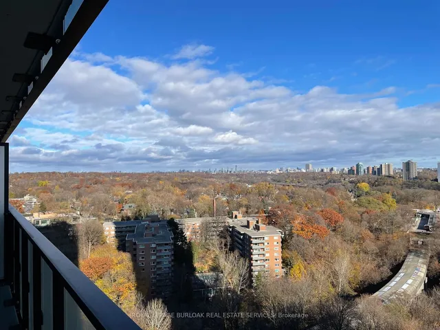 Additional image 13 of 575 Bloor St Unit 1406