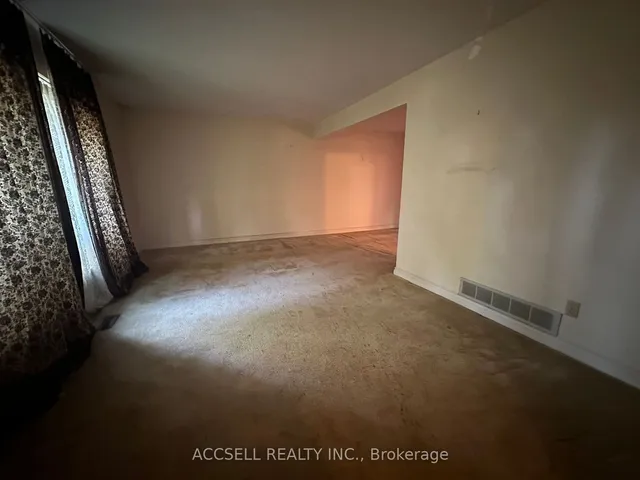 Additional image 7 of 10 Banda Sq