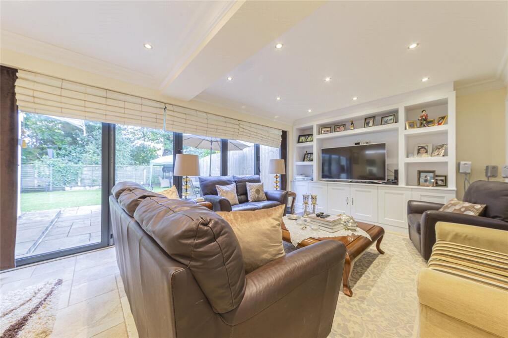 Additional image 2 of Saberton Close, Redbourn, St. Albans, AL3